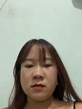 Freechat qinejr37 on StripChat