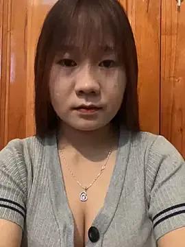 Freechat qinejr37 on StripChat