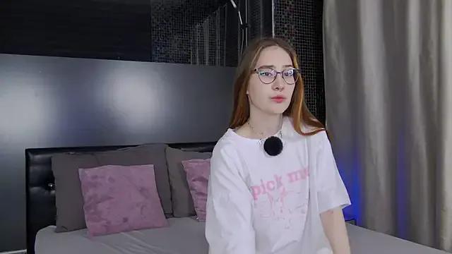 StripChat SashaMeow is Freechat SashaMeow — softly squeeze boobs