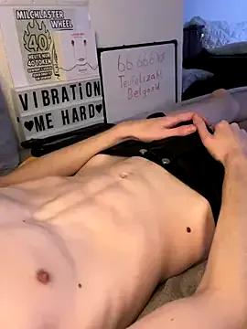 secret_dream415 on StripChat