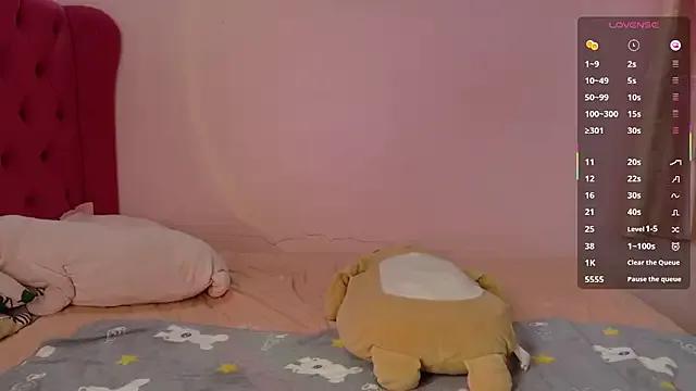 Freechat Serenaa_rabbit on StripChat