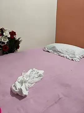 Freechat Shalu_G on StripChat