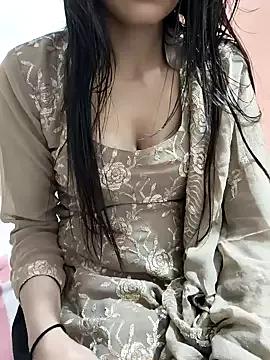 Freechat Shalu_G on StripChat