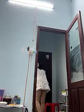 Freechat simsim-00 on StripChat