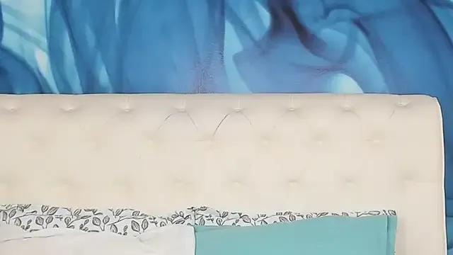 Freechat SkinnyDolly on StripChat