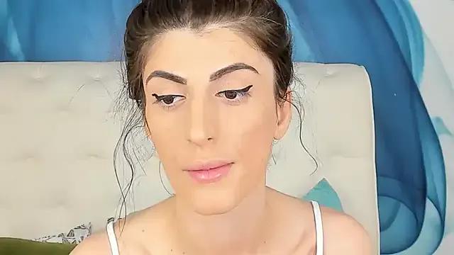 Freechat SkinnyDolly on StripChat