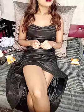 Smayra_model21 — Ass show in panty