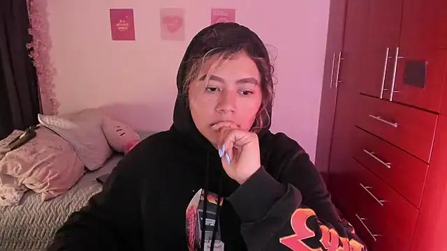 Freechat StephaniFox on StripChat