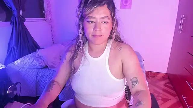 Freechat StephaniFox on StripChat