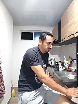 Freechat stivenlujan69 on StripChat