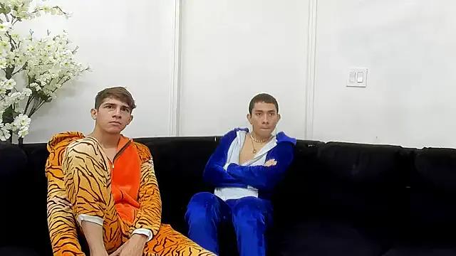 Private StrawwBoys on StripChat