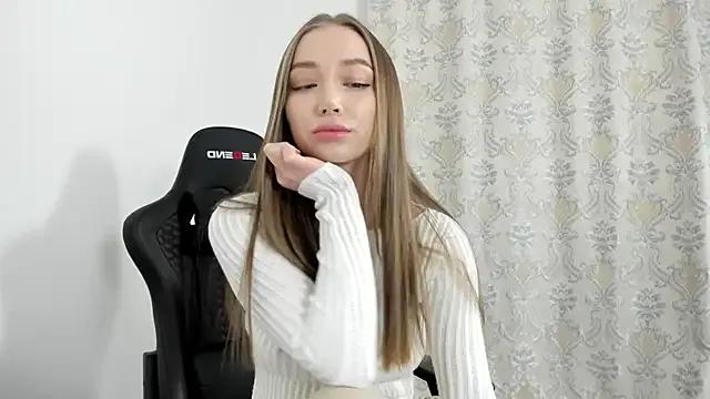 Freechat Sweet-bb on StripChat