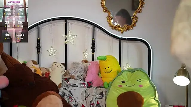 SweetyKitty18 on StripChat 