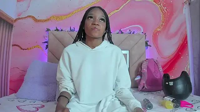 Taylor_oriana_ — fingers in pussy