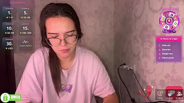 the_princese — Take off my shorts and spank my ass