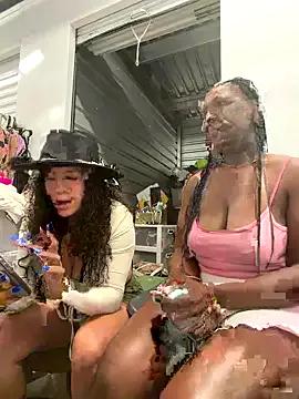 Freechat TilaTotti on StripChat