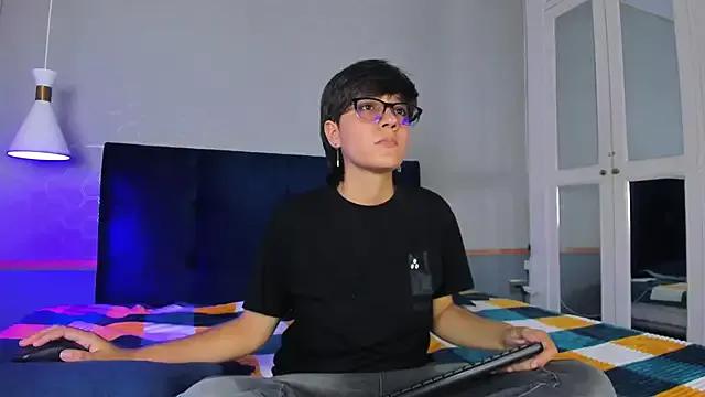 Freechat Tsuki_Maru on StripChat