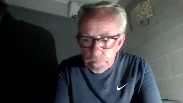 tuggy59 on StripChat