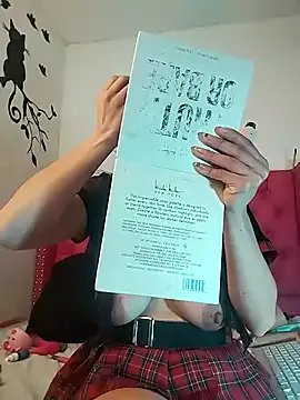 Freechat Valentina_Squirt- on StripChat