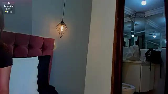 victoria_decapri on StripChat