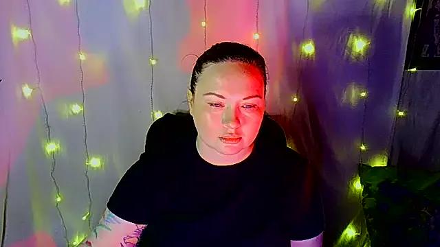 Victoria_Marks — naked body covered in yogurt and cum