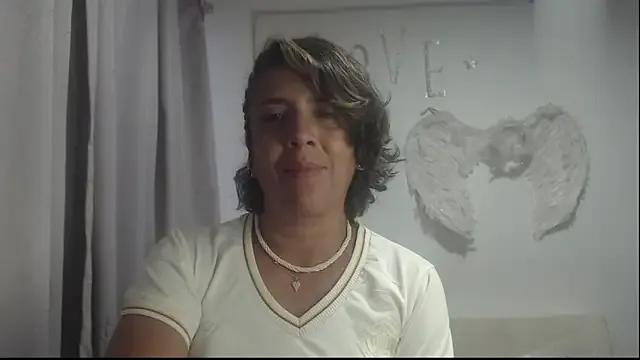 Freechat Victoria_meester on StripChat