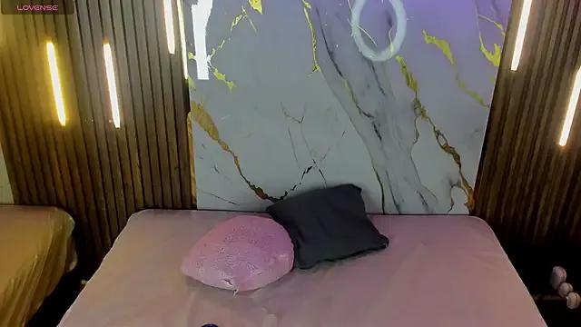 VictoriaDuart on StripChat