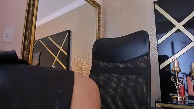 Freechat VictoriaFerro on StripChat