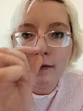 Freechat VikaKing on StripChat