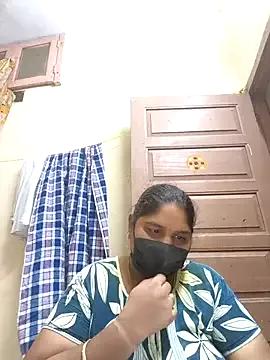 Villageanuty on StripChat