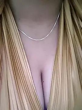 Wow_Riya on StripChat 