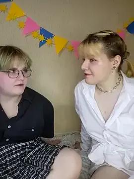 Freechat xrixsyx_and_ricky on StripChat