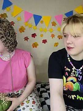 Freechat xrixsyx_and_ricky on StripChat