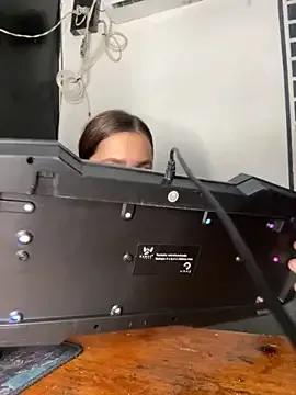 Freechat Zara_cum69 on StripChat