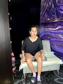 Freechat Zara_cum69 on StripChat