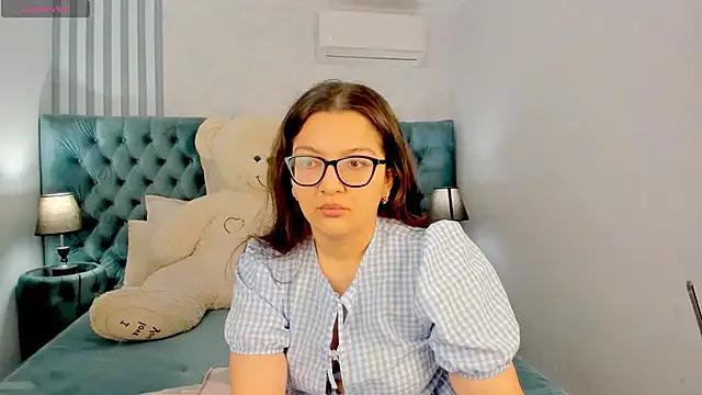 Freechat ZarifaBev on StripChat