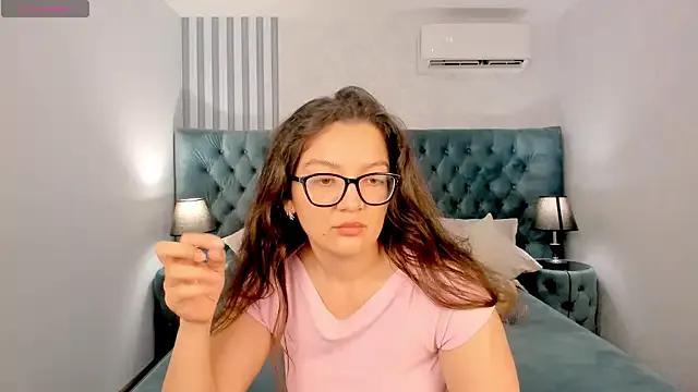 Freechat ZarifaBev on StripChat