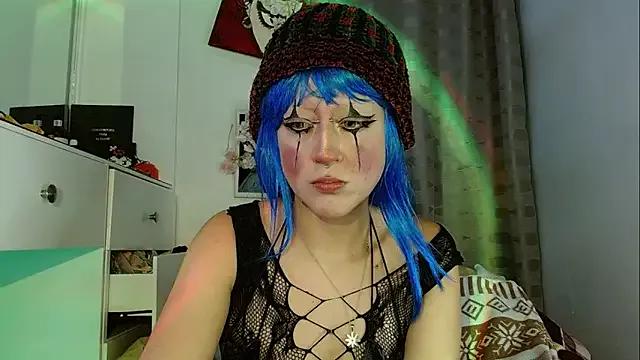 zora_blue777 on StripChat