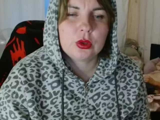 individual-and-purewhite from BongaCams