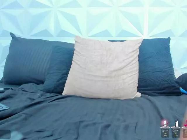 Natasha-Colins from BongaCams