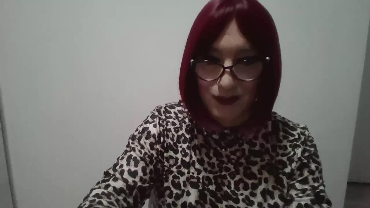 AnnaTravhot from Cam4