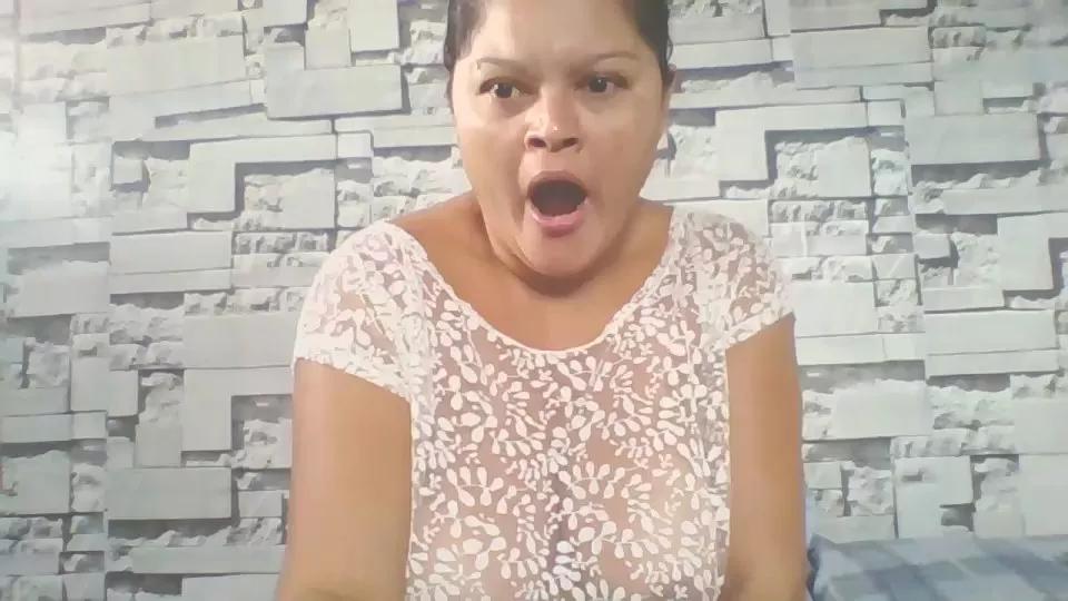 Anne_Moreninha from Cam4