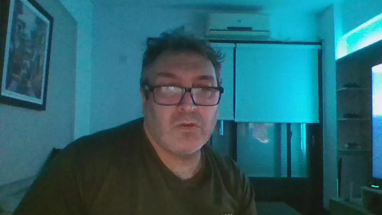 ccrazyblue from Cam4