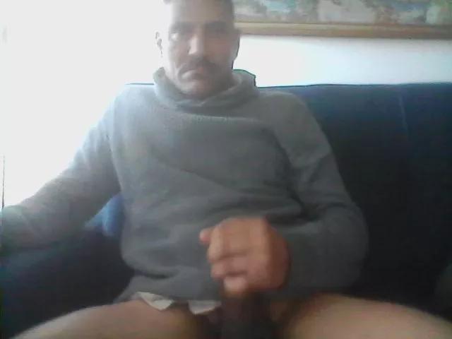 ChocolateChile from Cam4