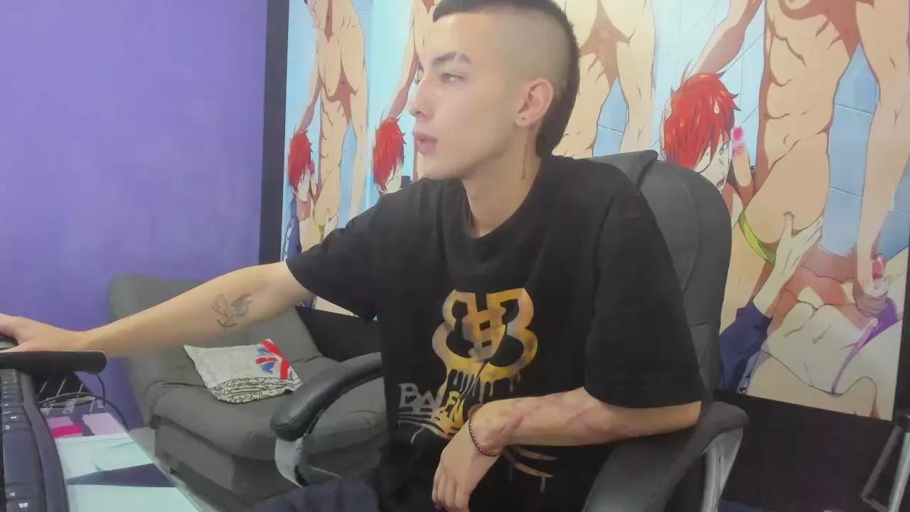 Dereckk_Boy from Cam4