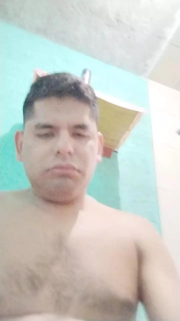 ezeky1 from Cam4