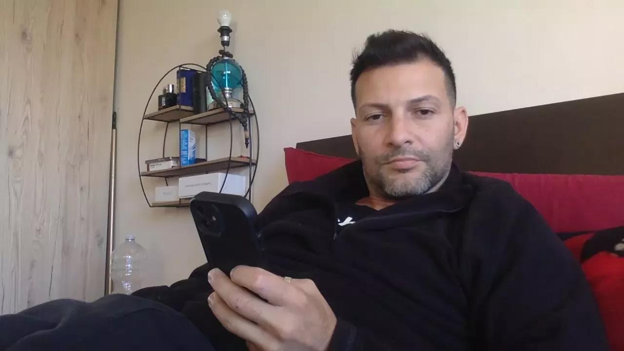 goroasroma from Cam4