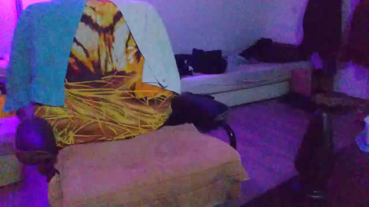 Kinky_Play from Cam4