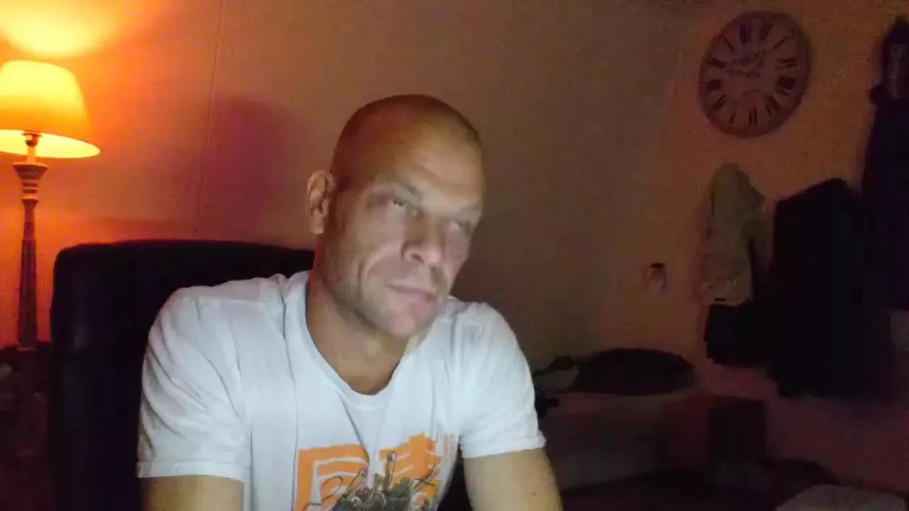 Kinky_Play from Cam4
