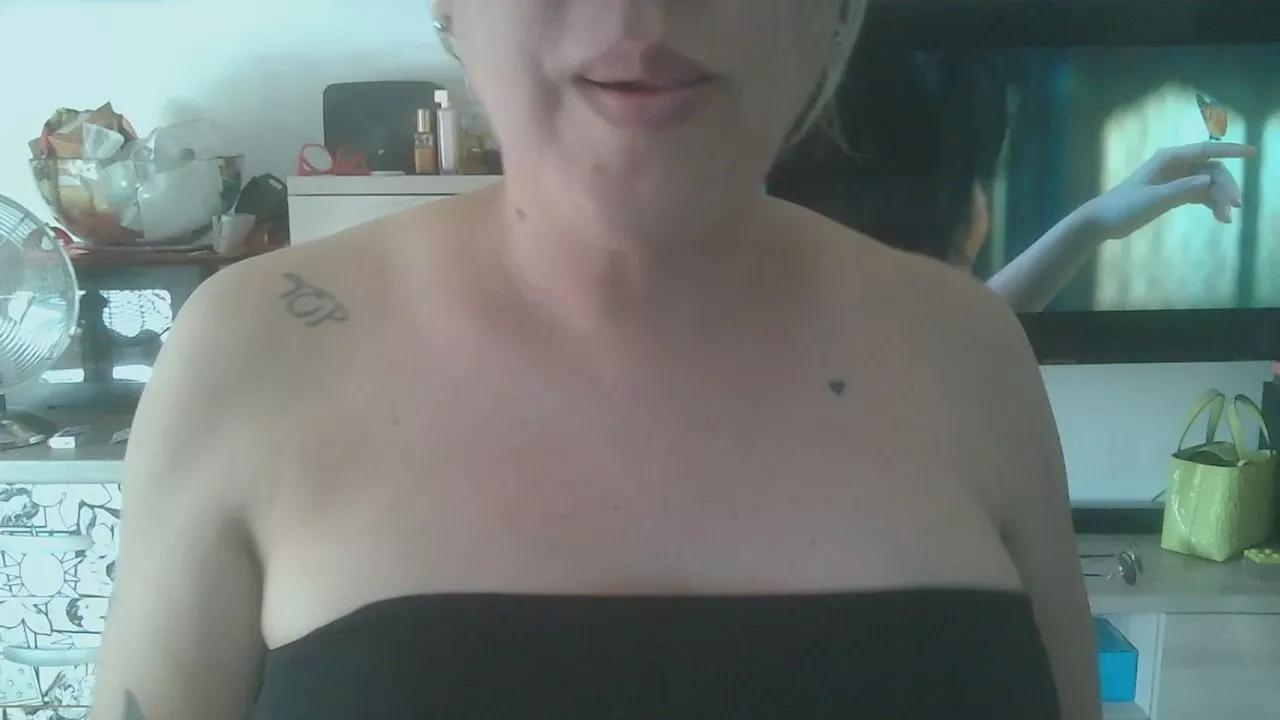 laylasan071 from Cam4